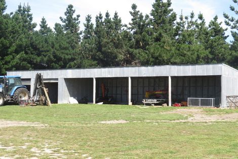 Photo of property in 420 Dunrobin Road, Fuchsia Creek, Oamaru, 9491