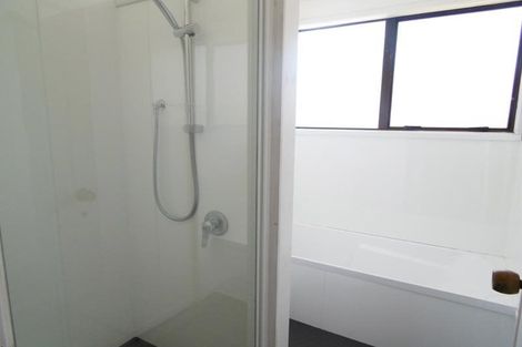 Photo of property in 1/14 Penion Drive, Flat Bush, Auckland, 2023