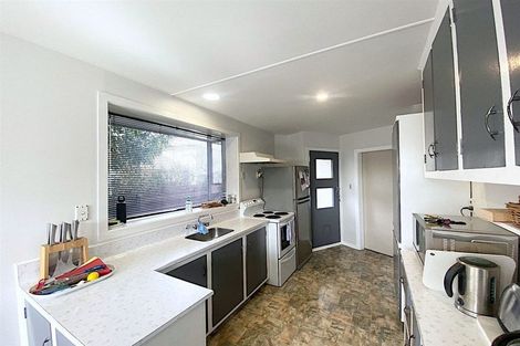 Photo of property in 19 Mckellar Place, Hornby, Christchurch, 8042