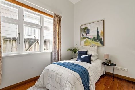 Photo of property in 554 Adelaide Road, Berhampore, Wellington, 6023