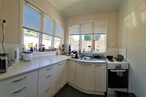 Photo of property in 2/13 Clare Place, Mount Wellington, Auckland, 1060