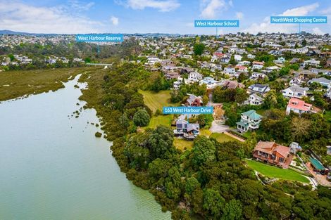 Photo of property in 163 West Harbour Drive, West Harbour, Auckland, 0618