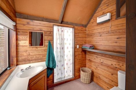 Photo of property in 26 Jane Street, Macandrew Bay, Dunedin, 9014