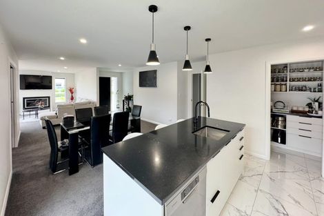 Photo of property in 50 Freedom Drive, Kelvin Grove, Palmerston North, 4414