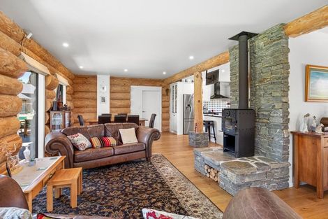 Photo of property in 118 Oliver Road, Bendigo, Cromwell, 9383