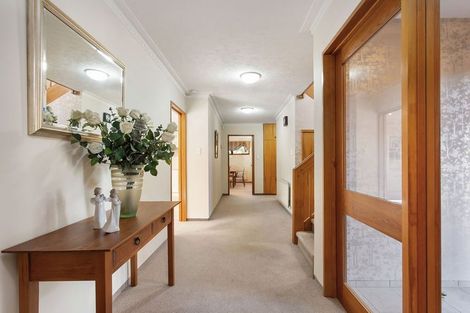 Photo of property in 17 Hanover Place, Ilam, Christchurch, 8041