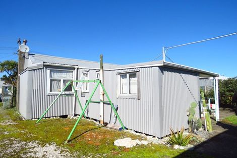 Photo of property in 11 Bright Street, Westport, 7825