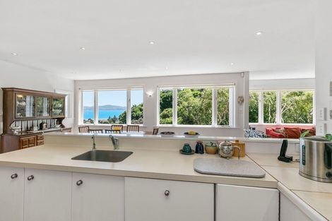 Photo of property in 28 Kowhai Street, Eastbourne, Lower Hutt, 5013