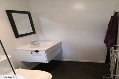 Photo of property in 484 Barbadoes Street, Edgeware, Christchurch, 8013
