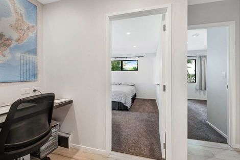 Photo of property in 57 Walton Street, Red Beach, 0932