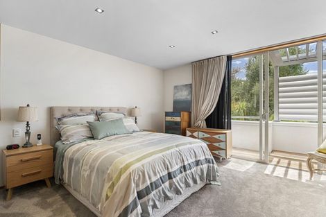 Photo of property in 2/55 Parr Terrace, Castor Bay, Auckland, 0620