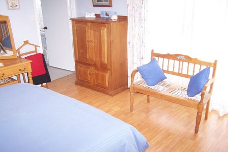 Photo of property in 54 Robbies Road, Shelly Park, Auckland, 2014