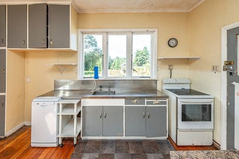 Photo of property in 28 Totara Street, Tawhero, Whanganui, 4501