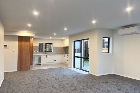 Photo of property in 33 Korihi Drive, Swanson, Auckland, 0614