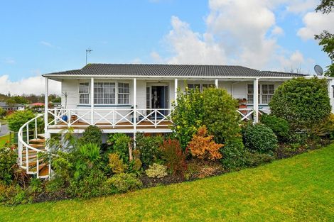 Photo of property in 8 Komako Place, Papatoetoe, Auckland, 2025