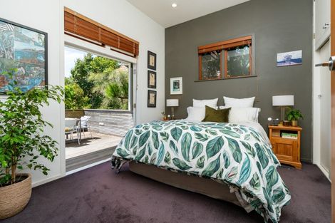 Photo of property in 15 Garfield Street, Brooklyn, Wellington, 6021