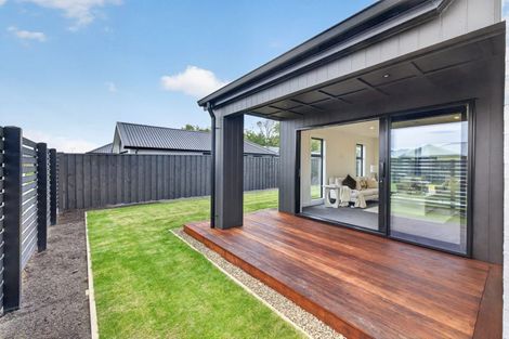 Photo of property in 28 Inch Crescent, Rangiora, 7400