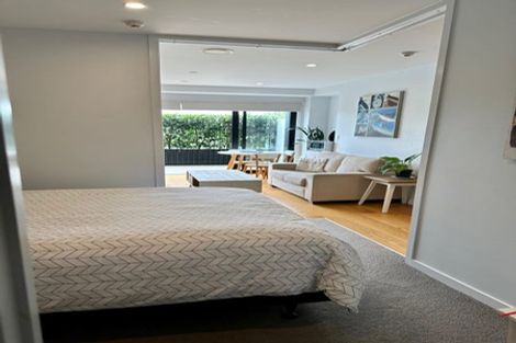 Photo of property in Frank Sargeson Apts, 6/74g Anzac Street, Takapuna, Auckland, 0622