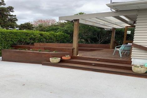 Photo of property in 127 Matipo Road, Te Atatu Peninsula, Auckland, 0610