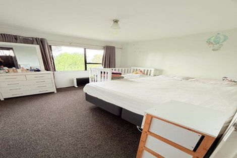 Photo of property in 2/159a Manuka Road, Bayview, Auckland, 0629