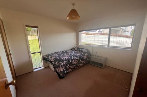 Photo of property in 26 Andrea Place, Sunnyhills, Auckland, 2010