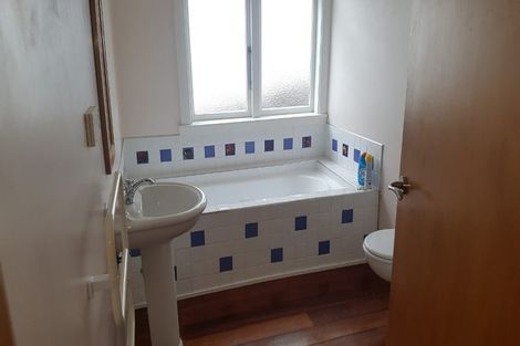 Photo of property in 92 Overtoun Terrace, Hataitai, Wellington, 6021