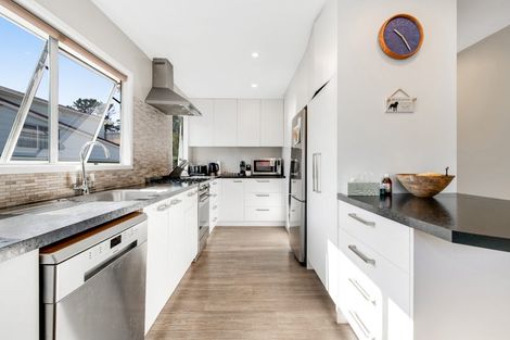 Photo of property in 20 Spargo Road, Massey, Auckland, 0614