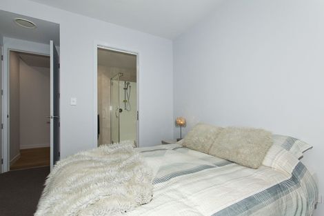 Photo of property in Frank Sargeson Apts, 501/74 Anzac Street, Takapuna, Auckland, 0622