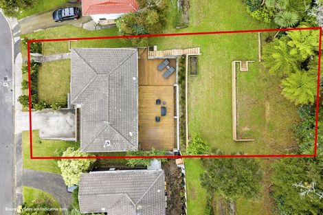 Photo of property in 35 Finn Place, Totara Vale, Auckland, 0629
