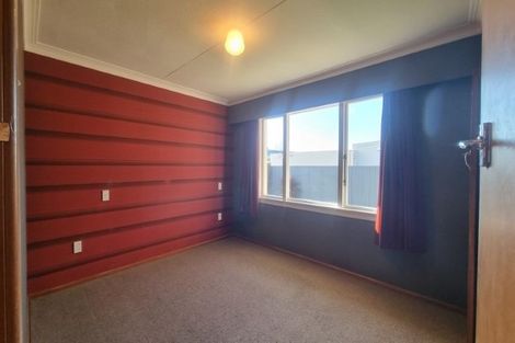 Photo of property in 30 Moa Street, Waikiwi, Invercargill, 9810