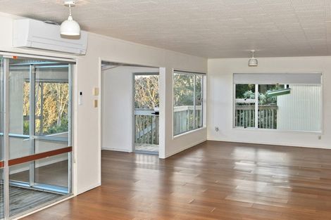 Photo of property in 9 Kendale Drive, Leigh, 0985