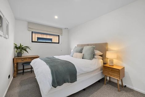 Photo of property in 35 Cheviot Street, Jacks Point, 9371