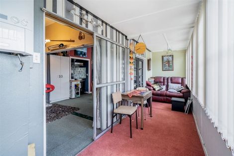 Photo of property in 16 Irving Street, Gore, 9710