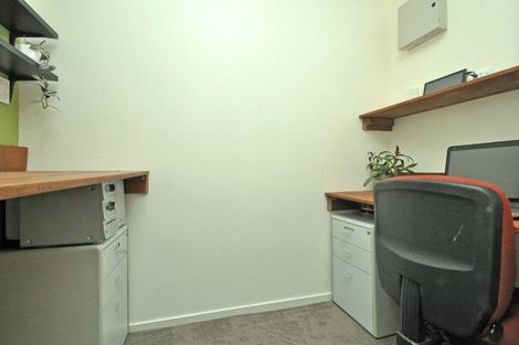 Photo of property in 2/7 Banksia Place, Goodwood Heights, Auckland, 2105