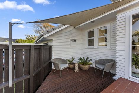 Photo of property in 407 Devon Street West, Lynmouth, New Plymouth, 4310