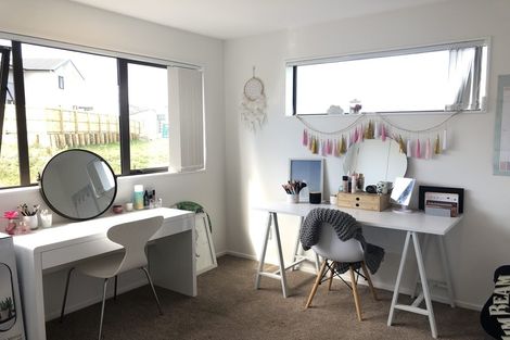 Photo of property in 139 Tiriwa Drive, Massey, Auckland, 0614