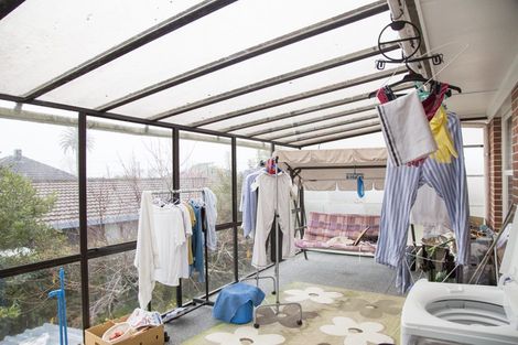 Photo of property in 19 Norcross Avenue, Henderson, Auckland, 0612