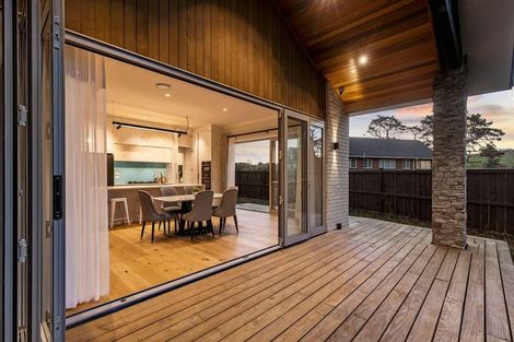 Photo of property in 27 Tau Drive, Flat Bush, Auckland, 2019