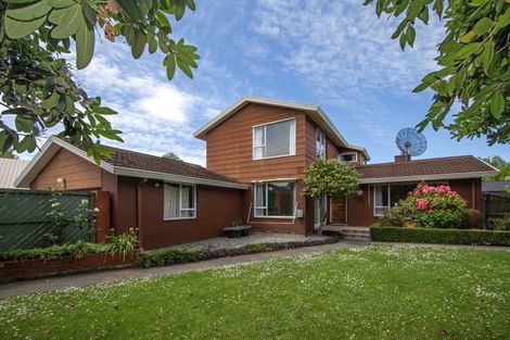 Photo of property in 5 Annell Place, Burnside, Christchurch, 8053