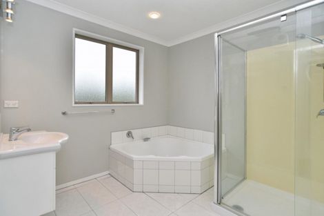 Photo of property in 23 Papaumu Green, Parklands, Christchurch, 8083