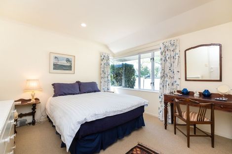 Photo of property in 4 Fulford Place, Havelock North, 4130