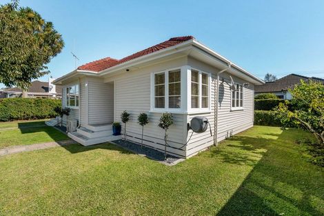 Photo of property in 127b Williams Street, Cambridge, 3434