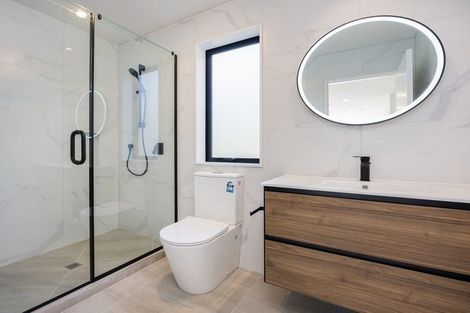 Photo of property in 30a Coronation Road, Hillcrest, Auckland, 0627