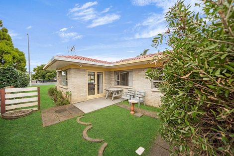 Photo of property in 1/461 Great South Road, Opaheke, Papakura, 2113