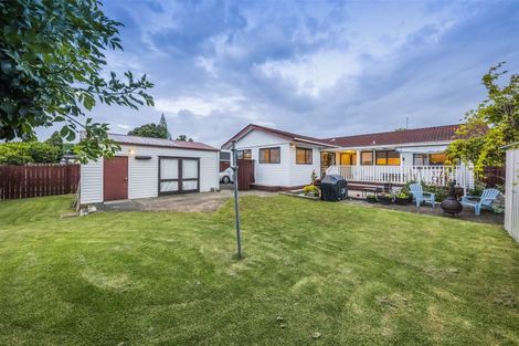 Photo of property in 9 Huber Street, Weymouth, Auckland, 2103