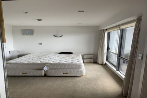 Photo of property in Alpha Apartments, 702/17 Vogel Lane, Auckland Central, Auckland, 1010