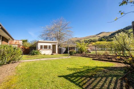 Photo of property in 4217 Christchurch Akaroa Road, Little River, 7591