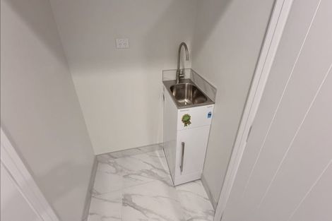 Photo of property in 37a Wairau Avenue, Avondale, Auckland, 1026