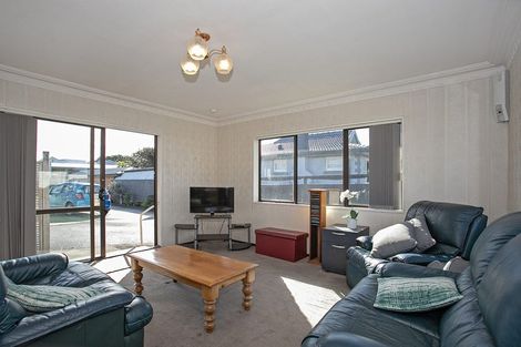 Photo of property in 9a Tutchen Street, Tauranga, 3110