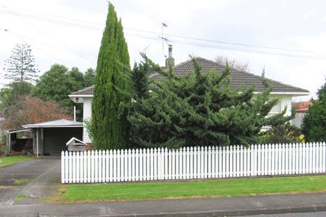 Photo of property in 37 Rogers Road, Manurewa, Auckland, 2102